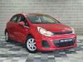 Kia Rio 🟢1.2 ESSENCE 84CV - CAMERA - GPS - BLUETOOTH Rot - thumbnail 3