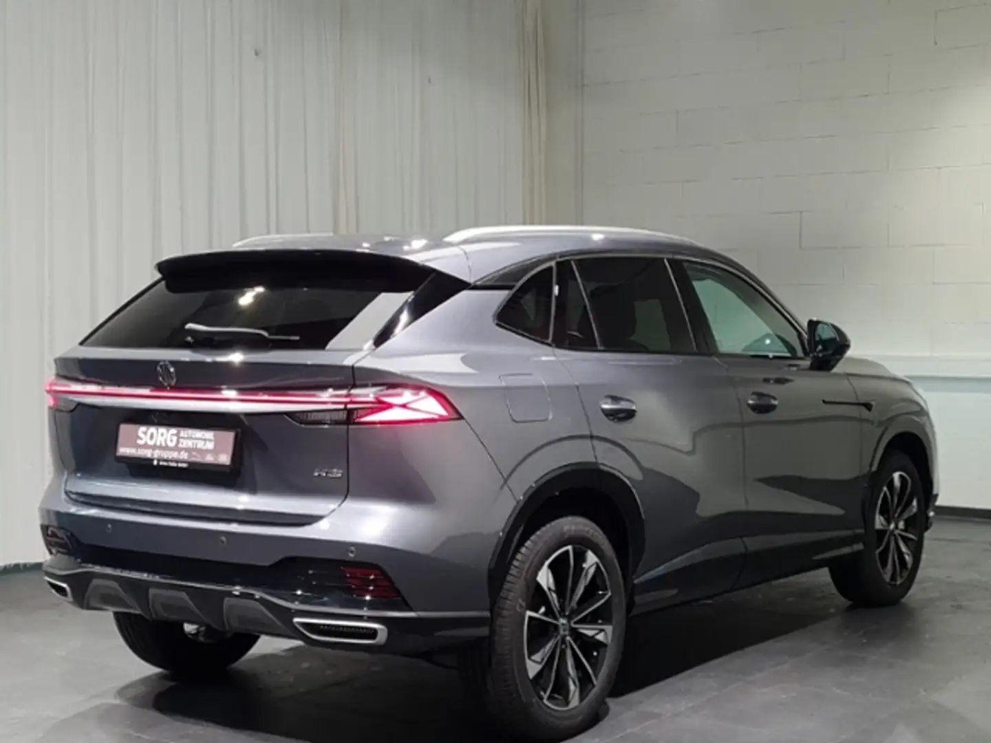 MG HS 1.5L Luxury*Schaltgetriebe*Sofort Verfügbar* Grigio - 2