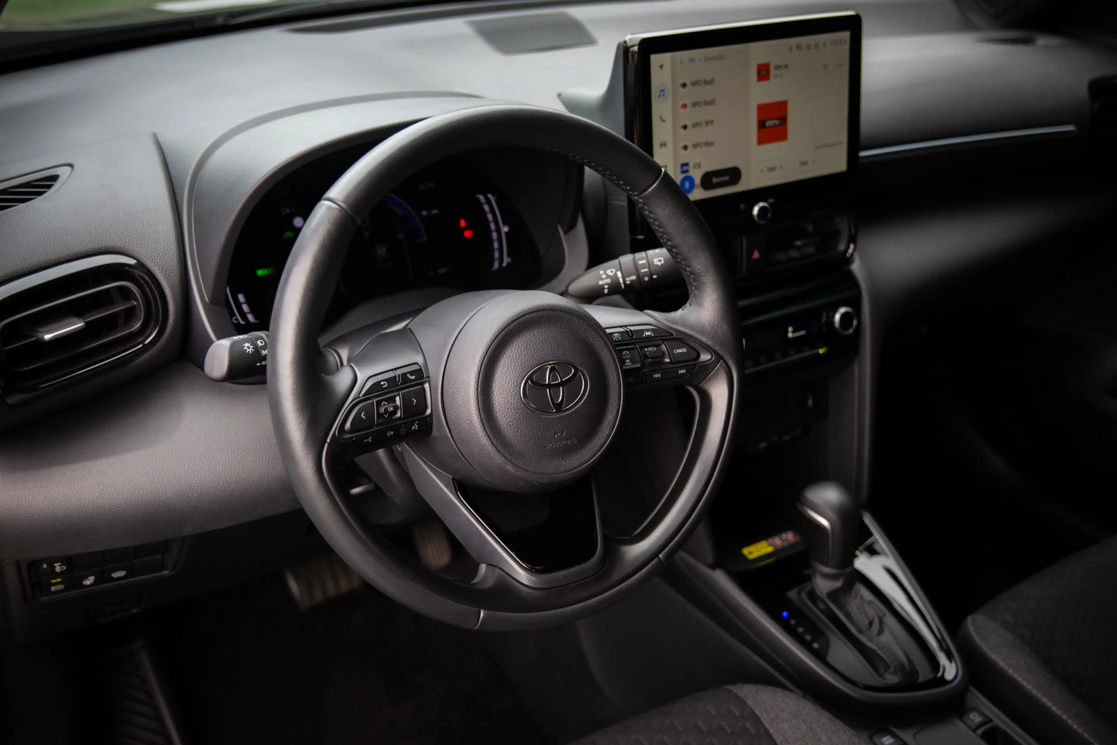 Toyota Yaris Cross 1.5 Hybrid , Adaptive cruise, Achteruitrijcamera, — photo 4
