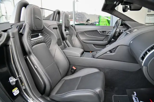 Jaguar F-Type view 13