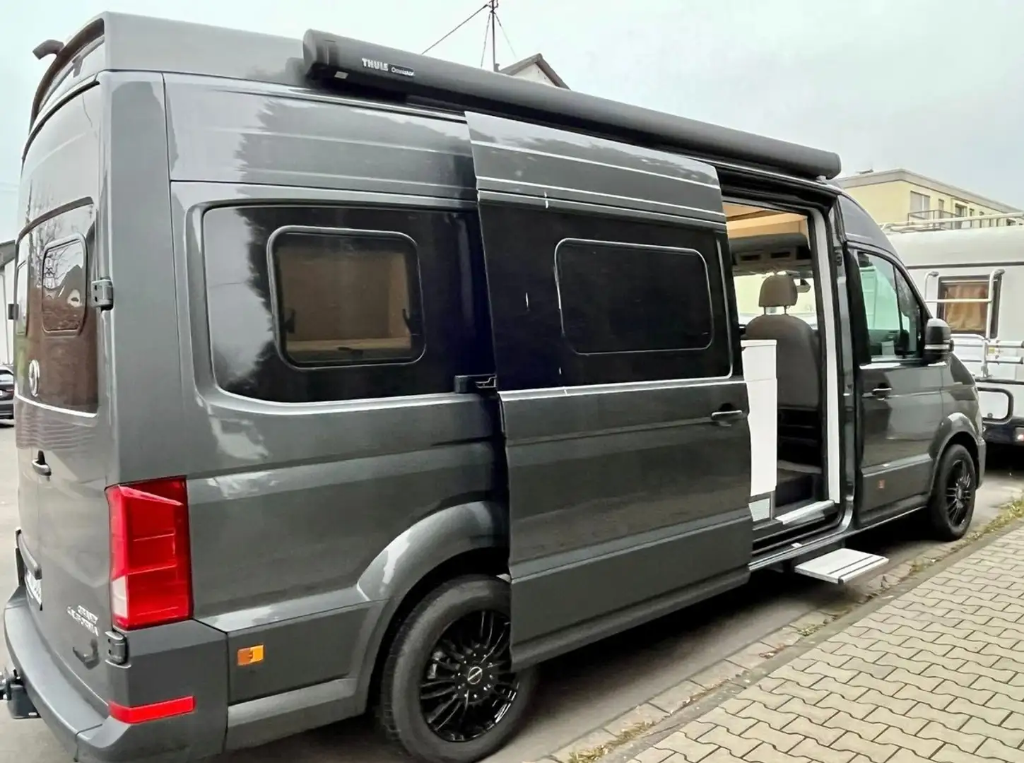 Volkswagen Grand California Grand California TDI Autm. VA 680 Grau - 2
