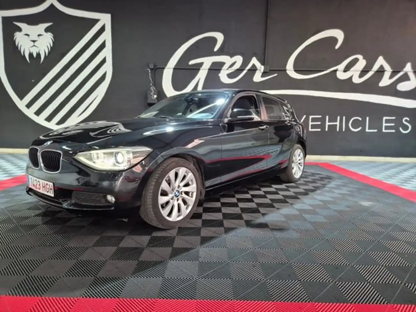 BMW 118 118d 5p Negro - 1