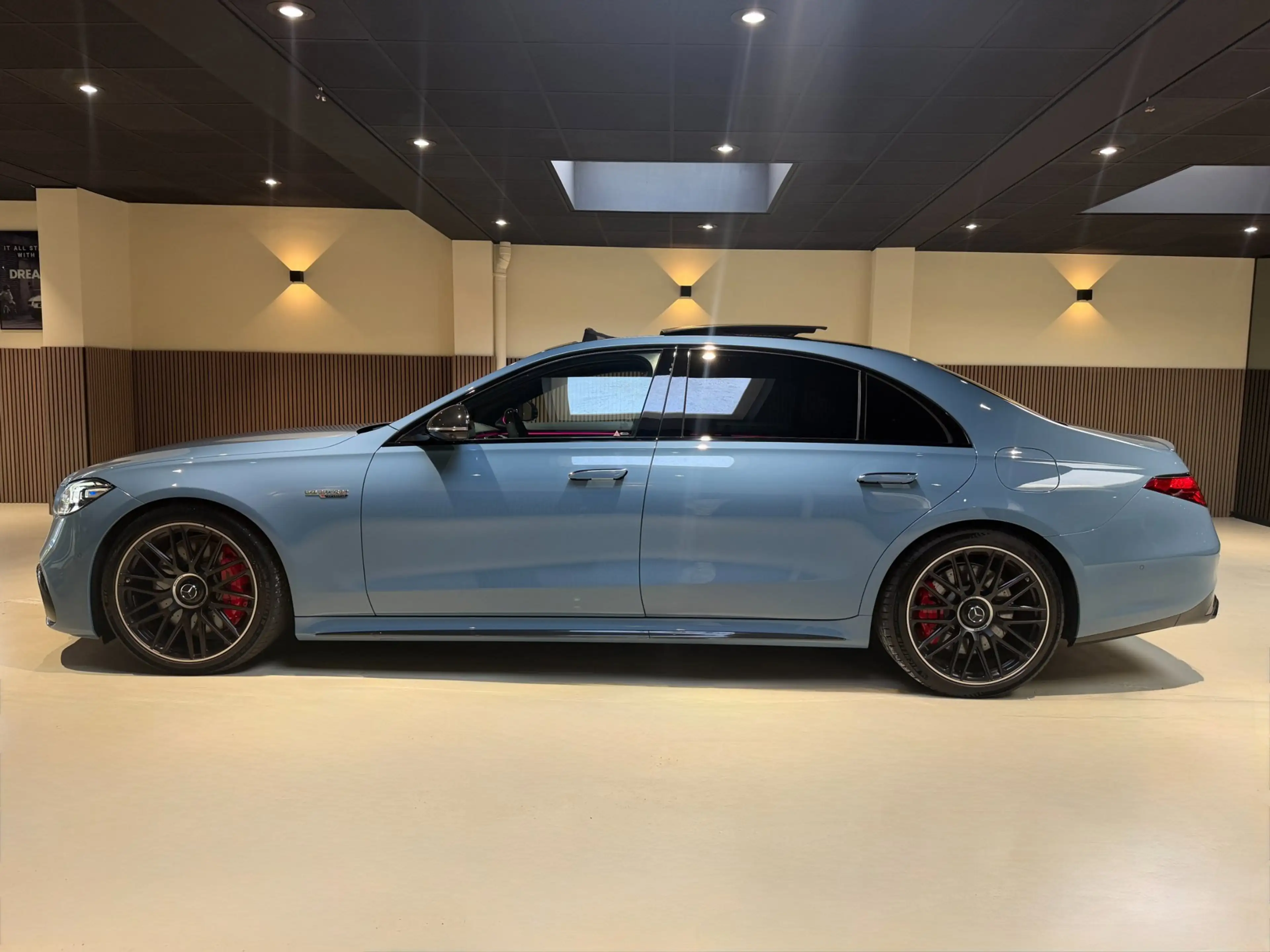 Mercedes-Benz S 63 AMG S E Performance|Pano|HUD|Keyless|360|4D Burmester| — photo 5