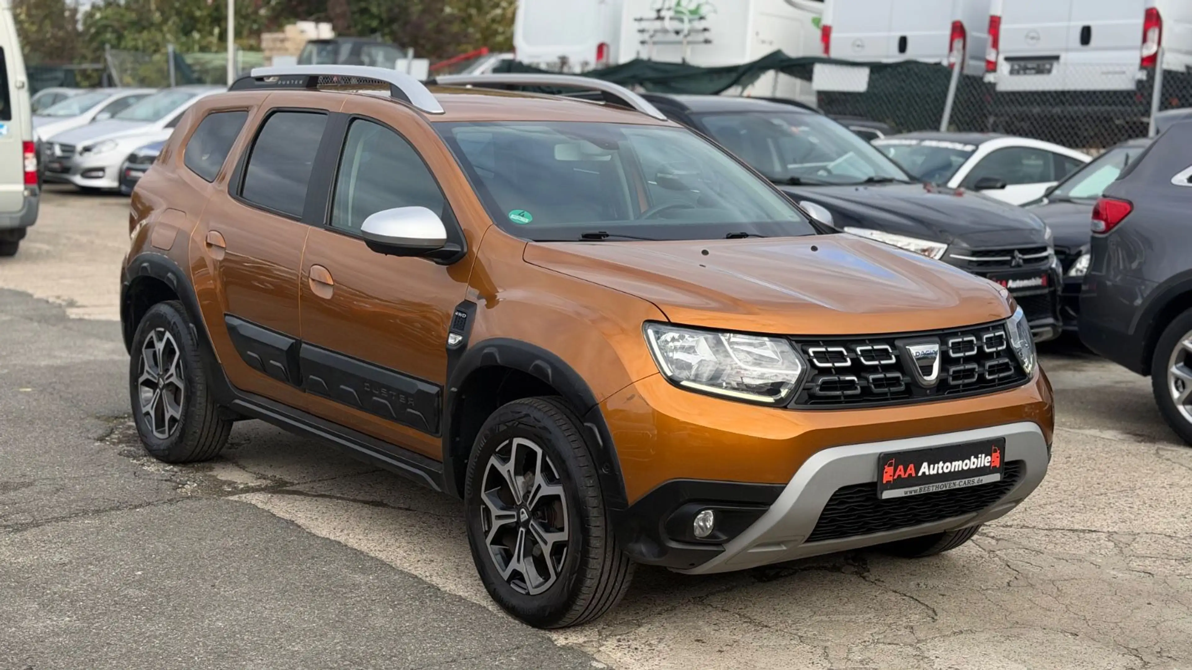 Dacia Duster II Prestige 4WD Leder/Navi/360 Kamera — photo 11