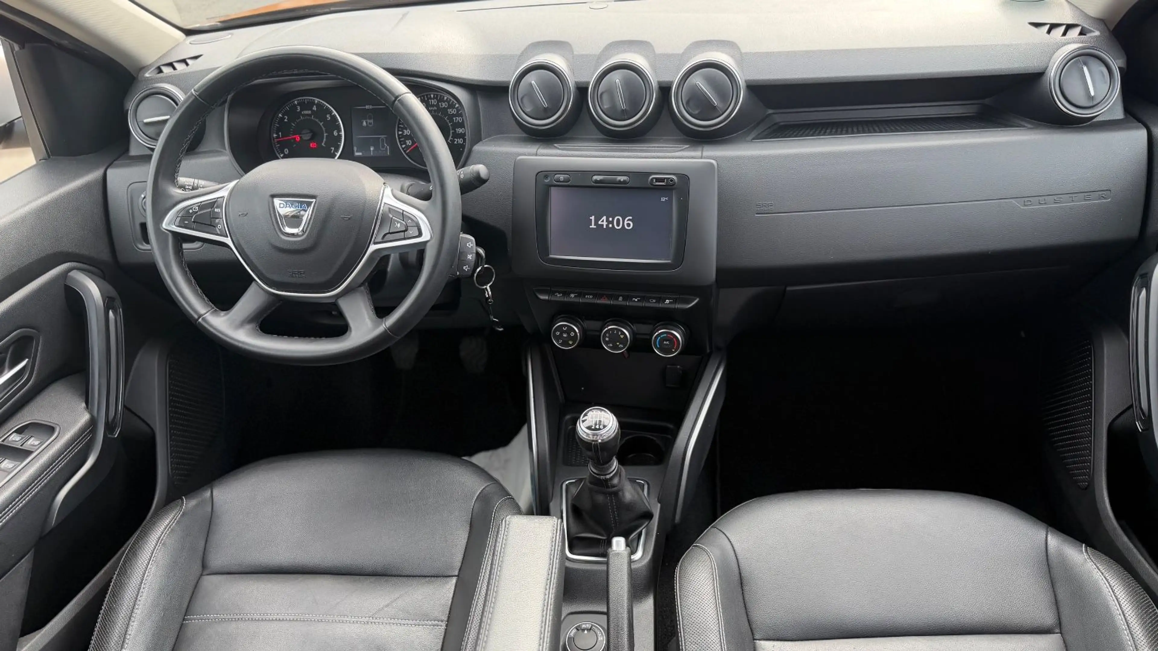 Dacia Duster II Prestige 4WD Leder/Navi/360 Kamera — photo 14