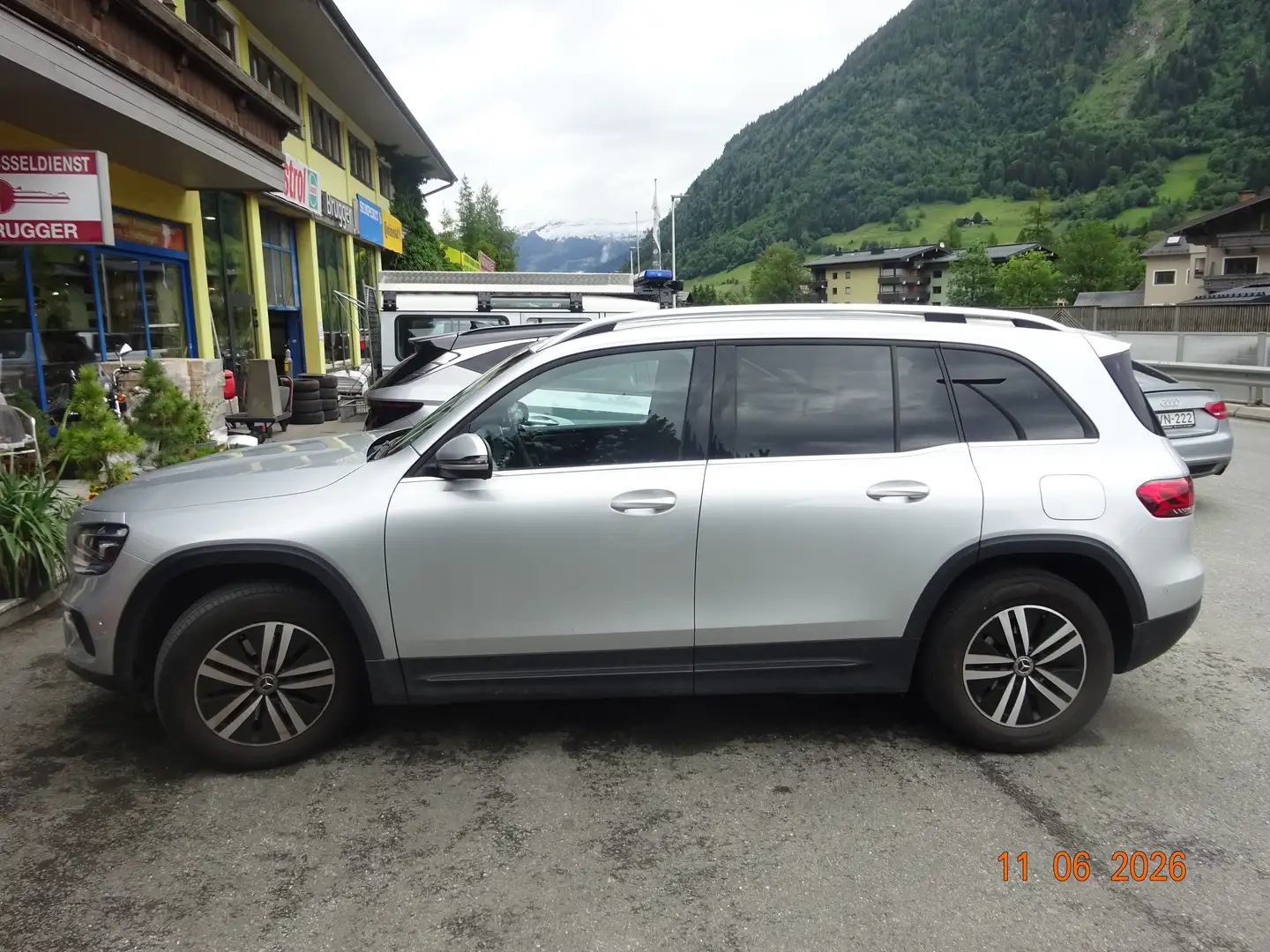 Mercedes-Benz GLB 200 GLB 200 d 4MATIC Aut. Weiß - 1