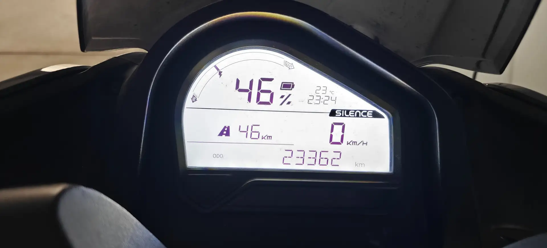 Silence S01 Connected Nero - 2