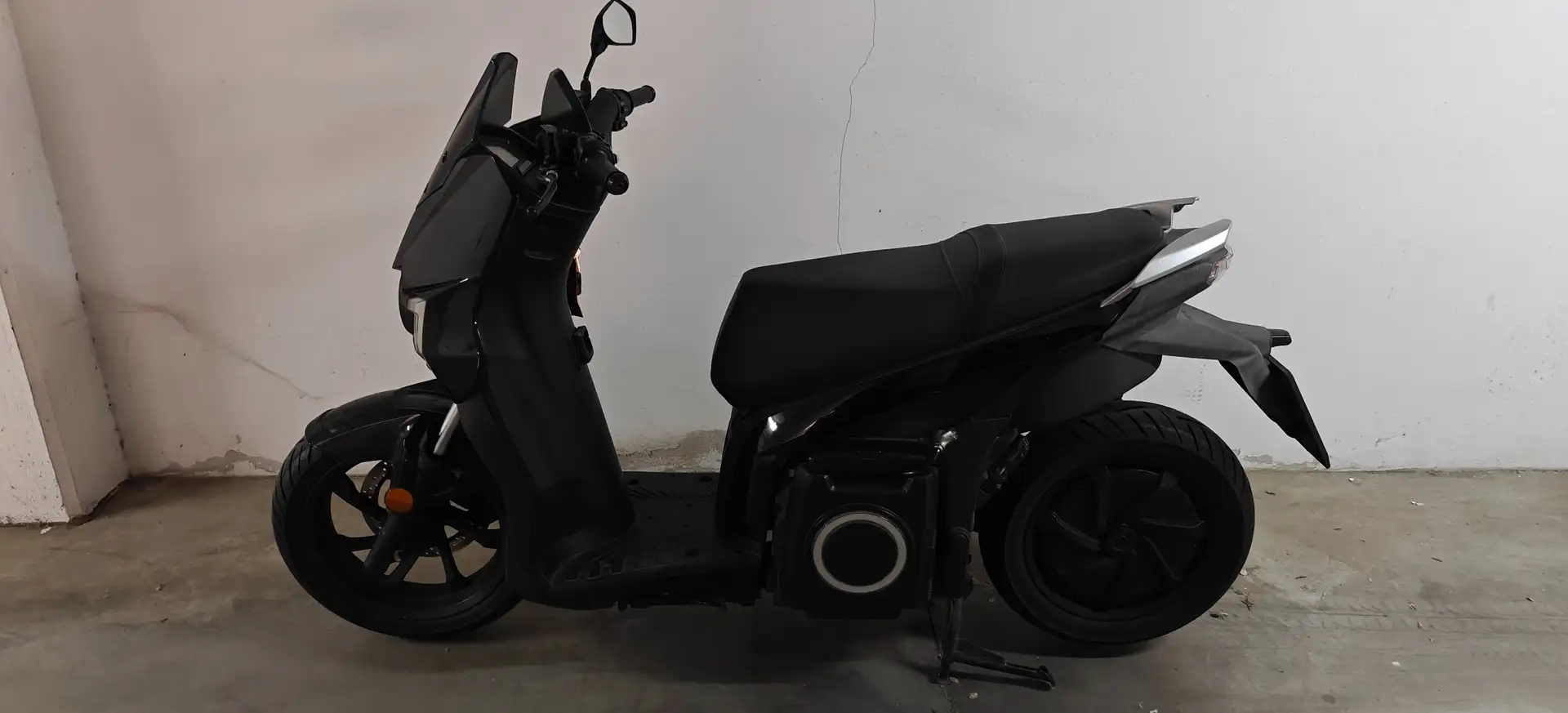 Silence S01 Connected Nero - 1