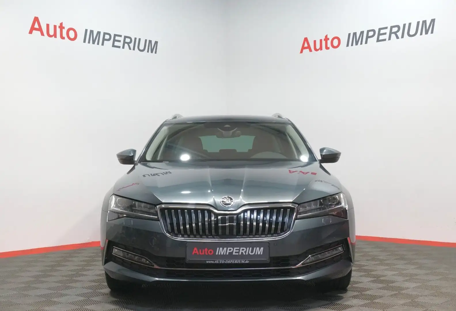 Skoda Superb Combi L&K 4x4 2.0 TDI*ACC*LED*Leder*RfK Grau - 2