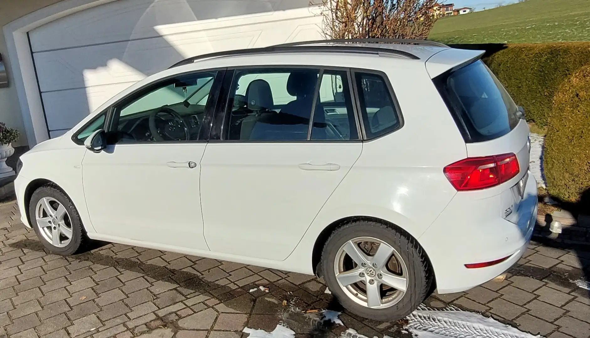 Volkswagen Golf Sportsvan Golf Sportsvan Comfortline 1,6 BMT TDIComfortline Weiß - 1
