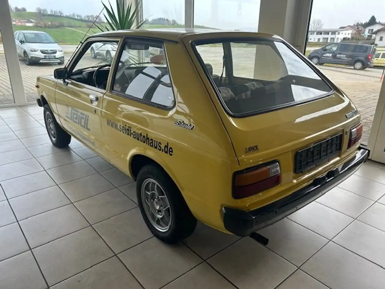 Toyota Starlet 1.0 DL 3türer Radio, ALU 1978 H-Kennzeichen, foto 5
