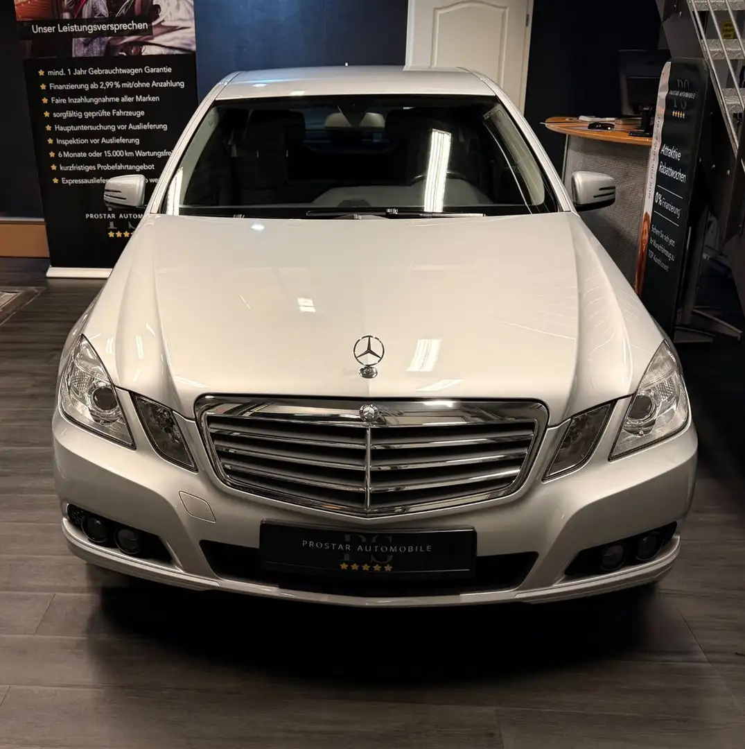Mercedes-Benz E 200 CGI BlueEfficiency*Kamera*PRESafe*LED* Silber - 2