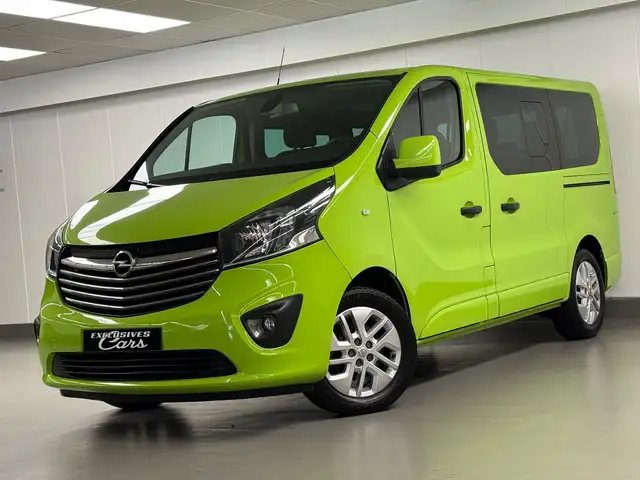 Opel Vivaro CDTI BI-TURBO 145CV 8 PLACES CAMERA GPS REG JA