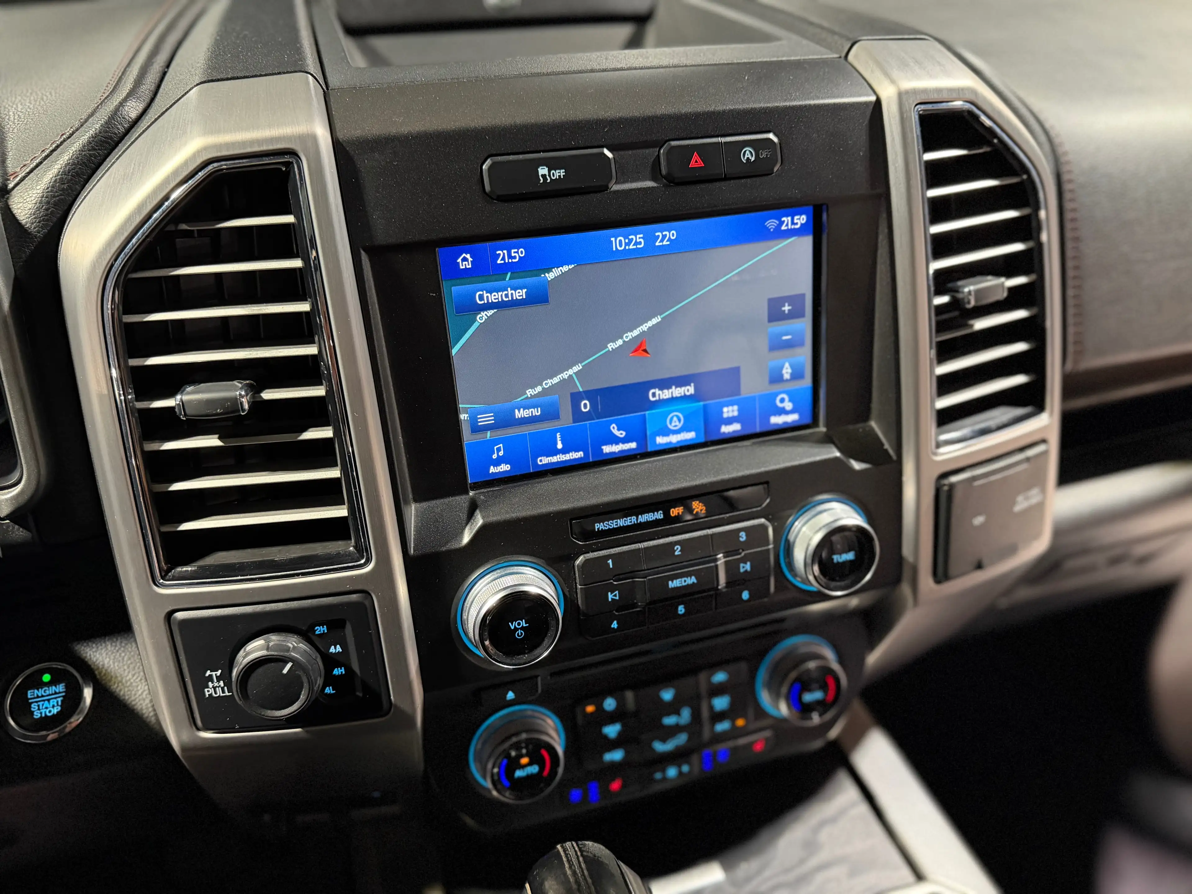 Ford F 150 3.5 EcoBOOST 370cv PLATINIUM FUSED PANO CAMERA CUIR CARPLAY TVAC — photo 15