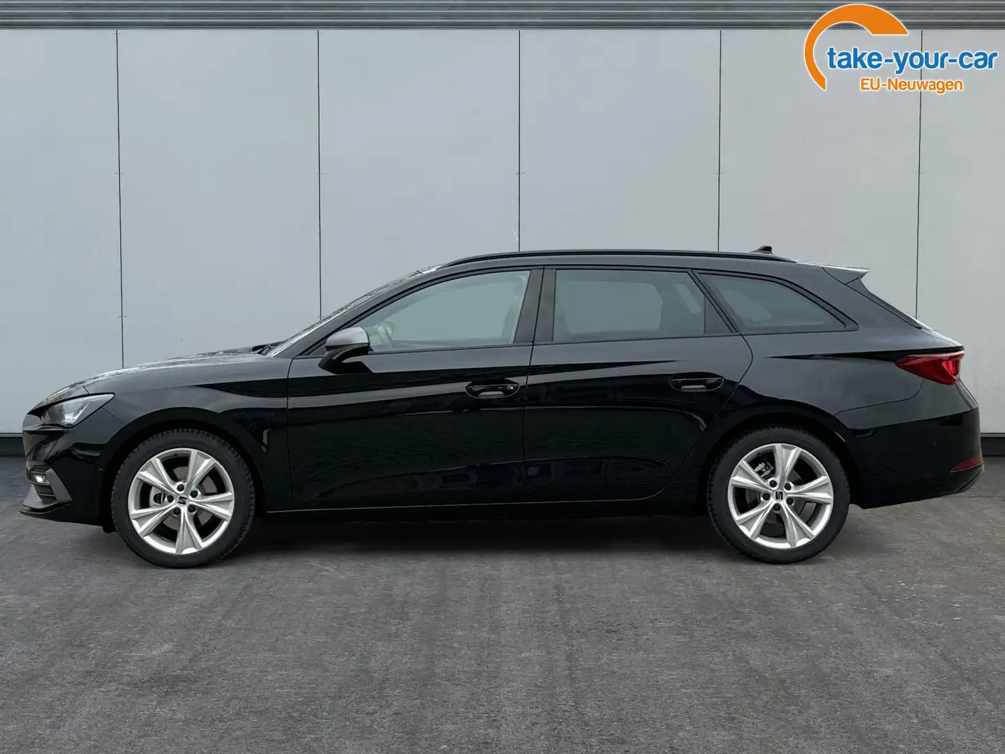 SEAT Leon Sportstourer FR Exclusive NAVI+ACC+KAMERA+SHZ+A... Fekete - 2