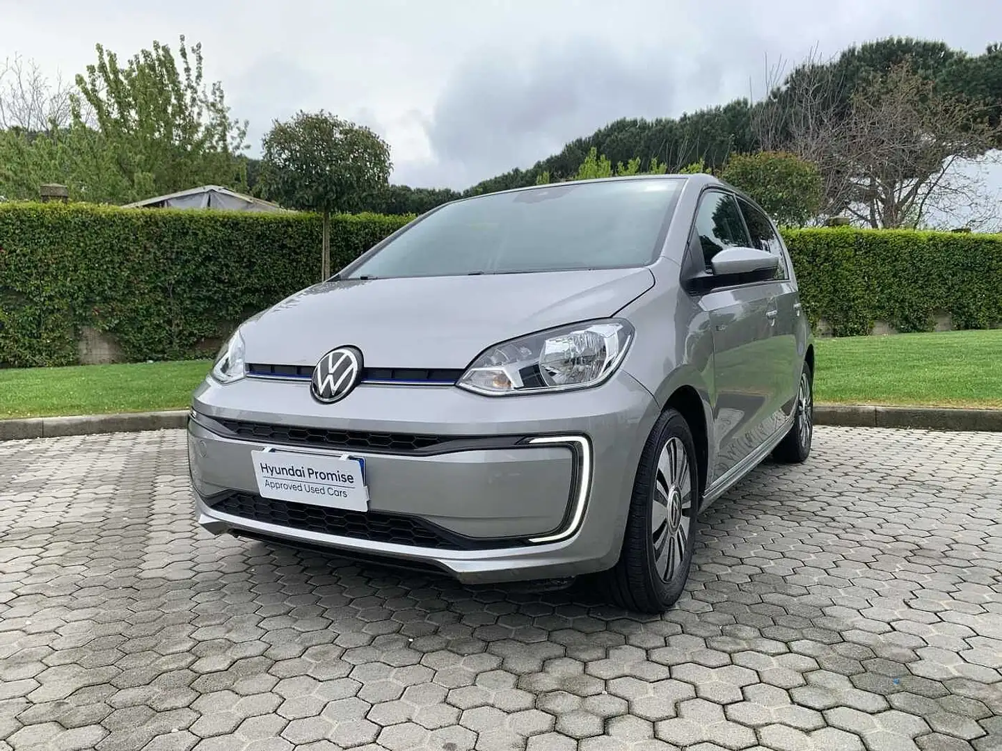 Volkswagen e-up! 82 CV Gris - 1