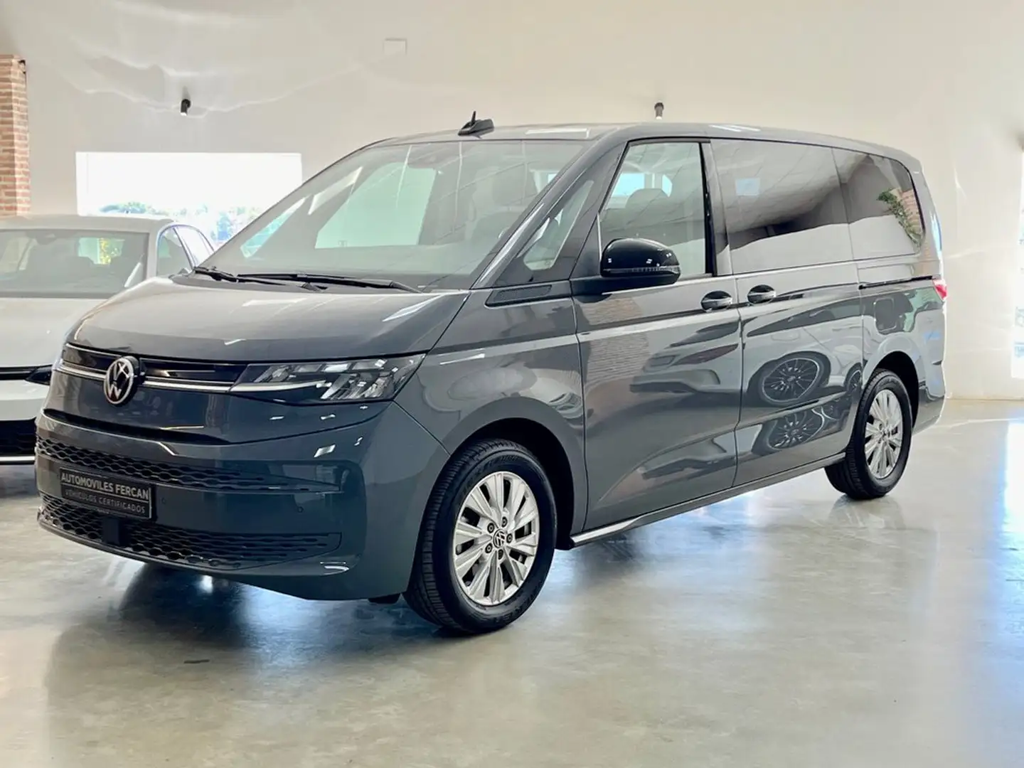 Volkswagen Multivan Life PHEV 1.4 TSI 160kW (218CV) DSG BL Gris - 1