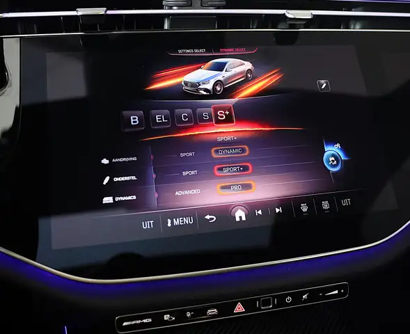 Mercedes-Benz E-Class view 11