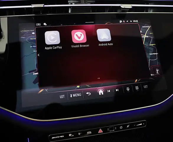 Mercedes-Benz E-Class view 28