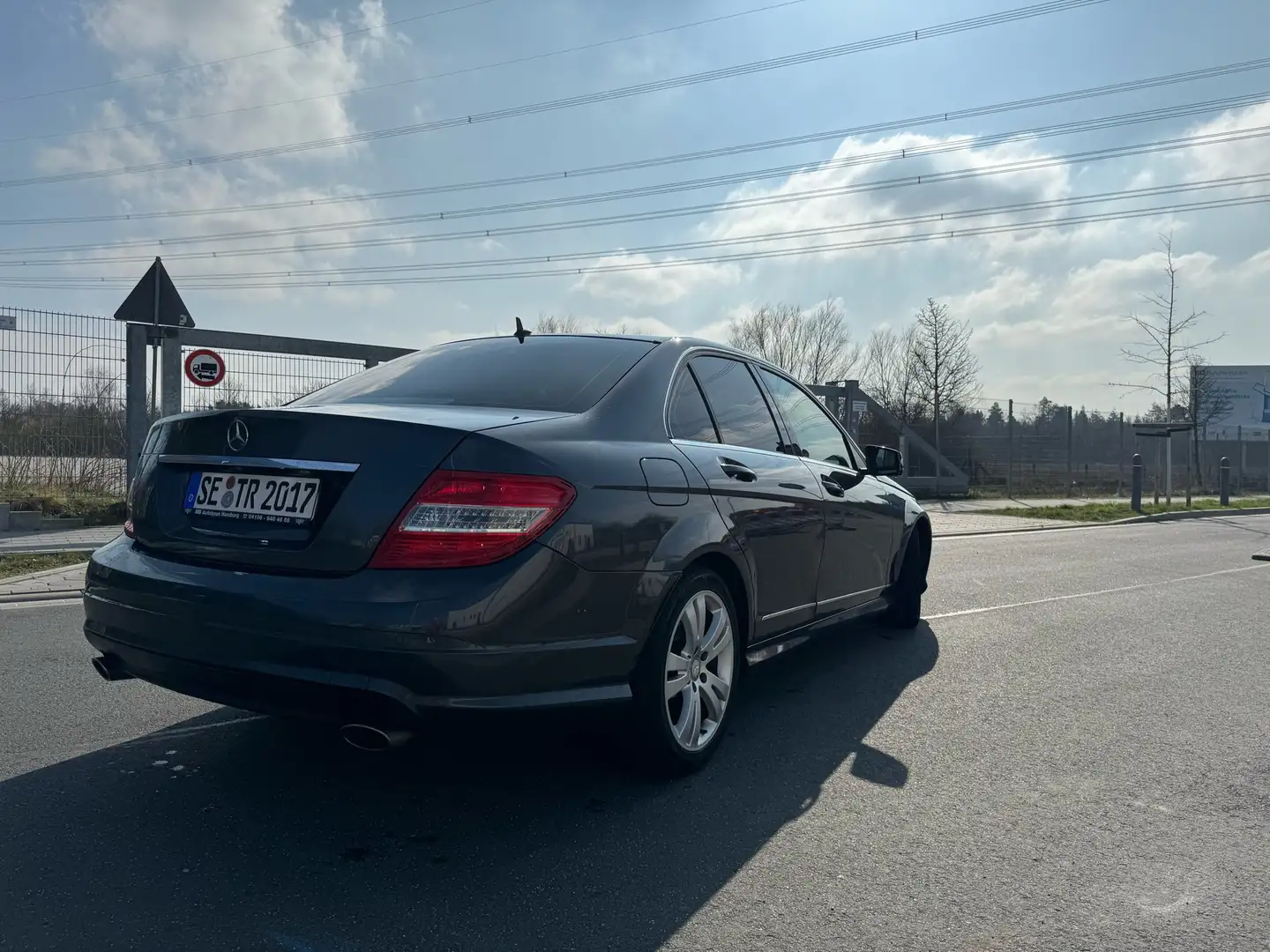 Mercedes-Benz C 350 CDI DPF 4Matic 7G-TRONIC mit AMG Paket Szürke - 2