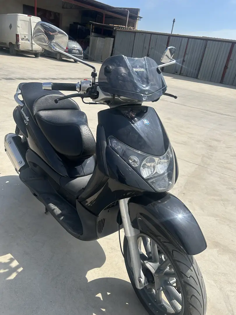Piaggio Beverly 125 - 1