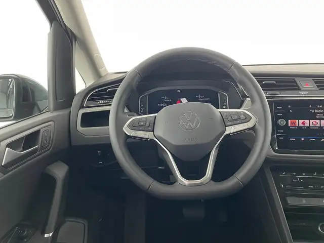 Volkswagen Touran view 13