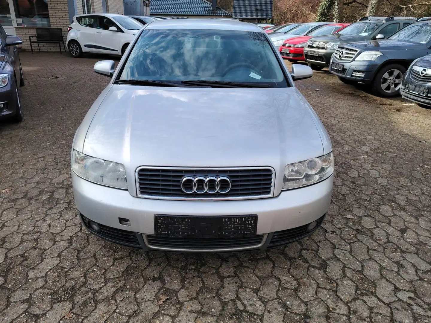 Audi A4 1.9 TDI / Klimaautomatik / Silber - 2
