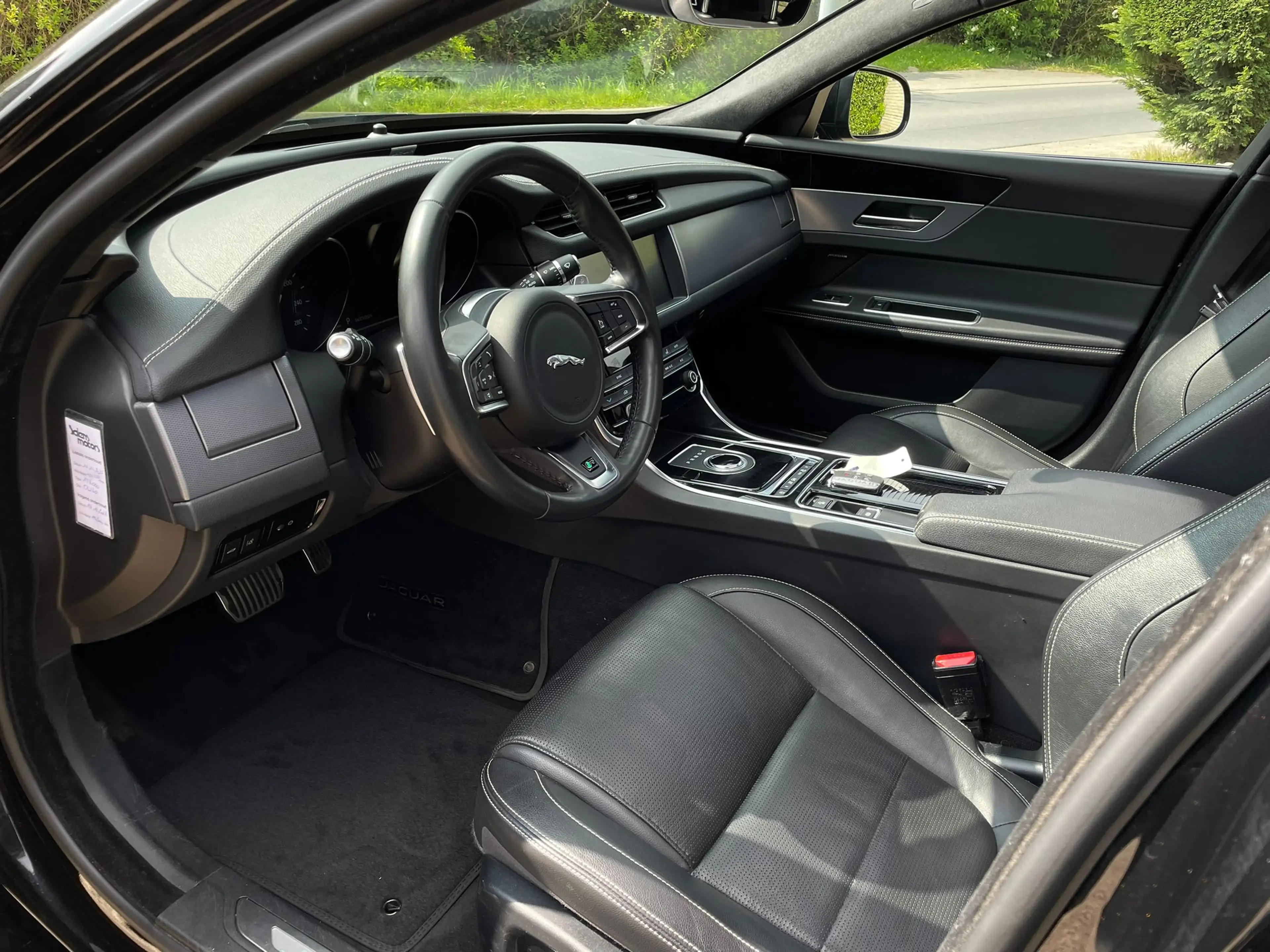 Jaguar XF XF 2.0 T *R-Sport *Open Dak *Carplay *1ste Eigenaar *BTW Wagen — photo 11
