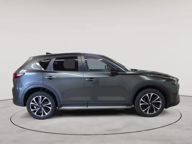 Mazda CX-5 view 3