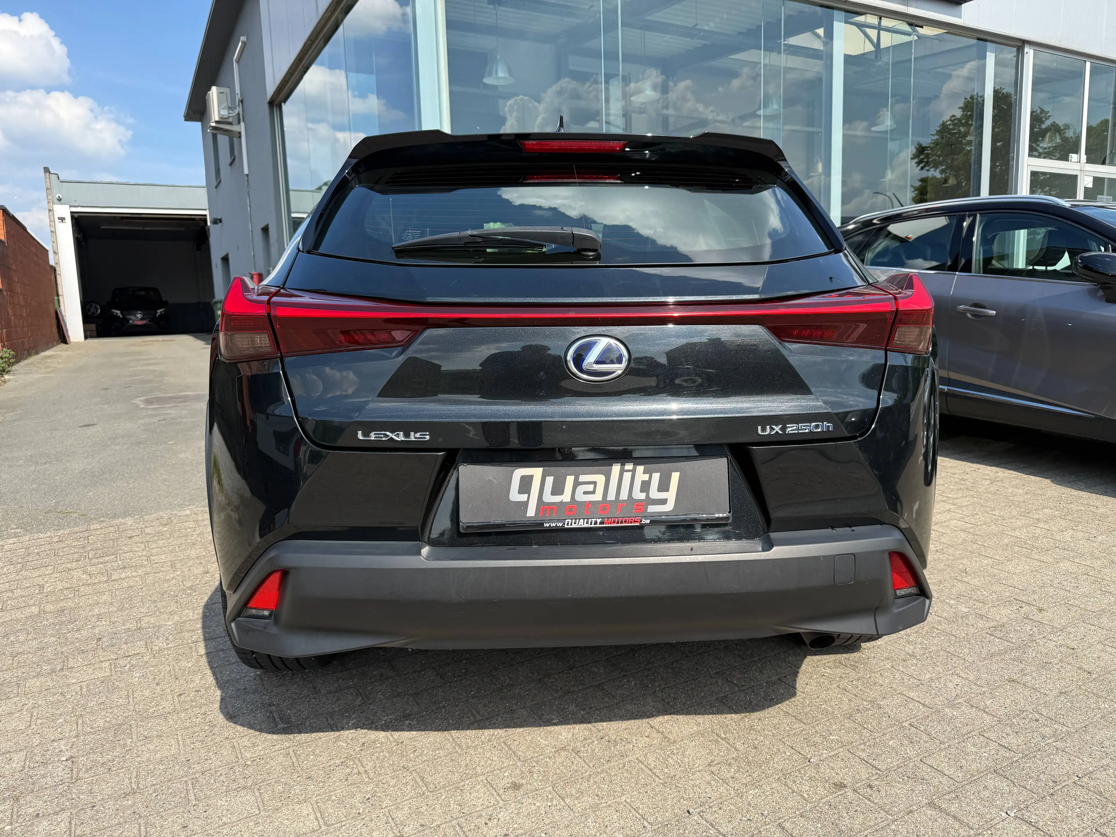 Lexus UX 250h UX 250h 2.0i FWD BLACK LINE // HYBRID // SERVICE HISTORIC // — photo 9