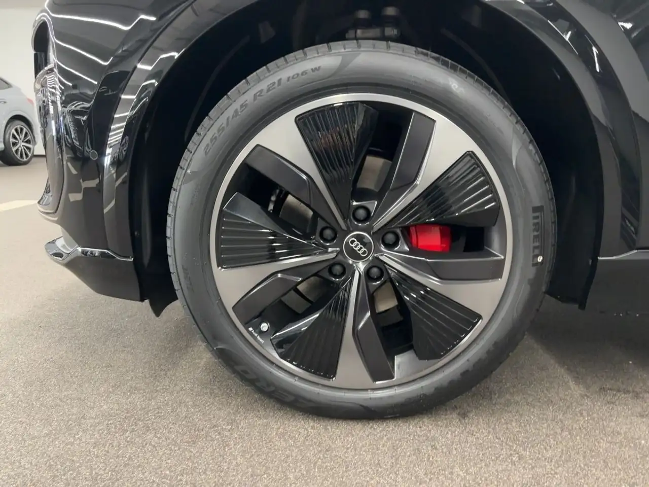 Audi Q6 e-tron quattro 315 kW 15