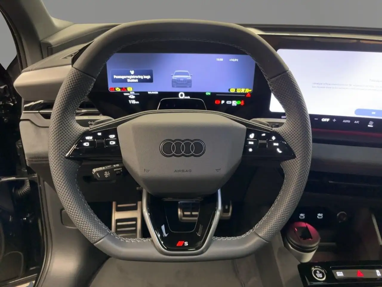 Audi Q6 e-tron quattro 315 kW 13