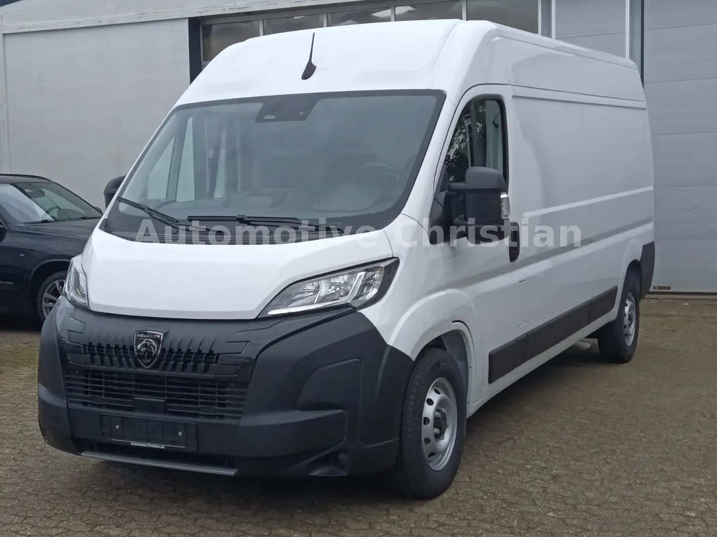 Peugeot Boxer 335 L2H2 180 BlueHDI/KAM/PDC/270° Heckt. Bílá - 1