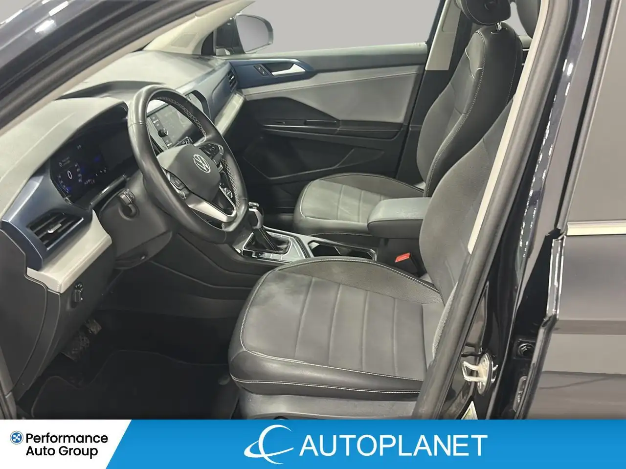 Volkswagen Taos снимка Volkswagen Taos