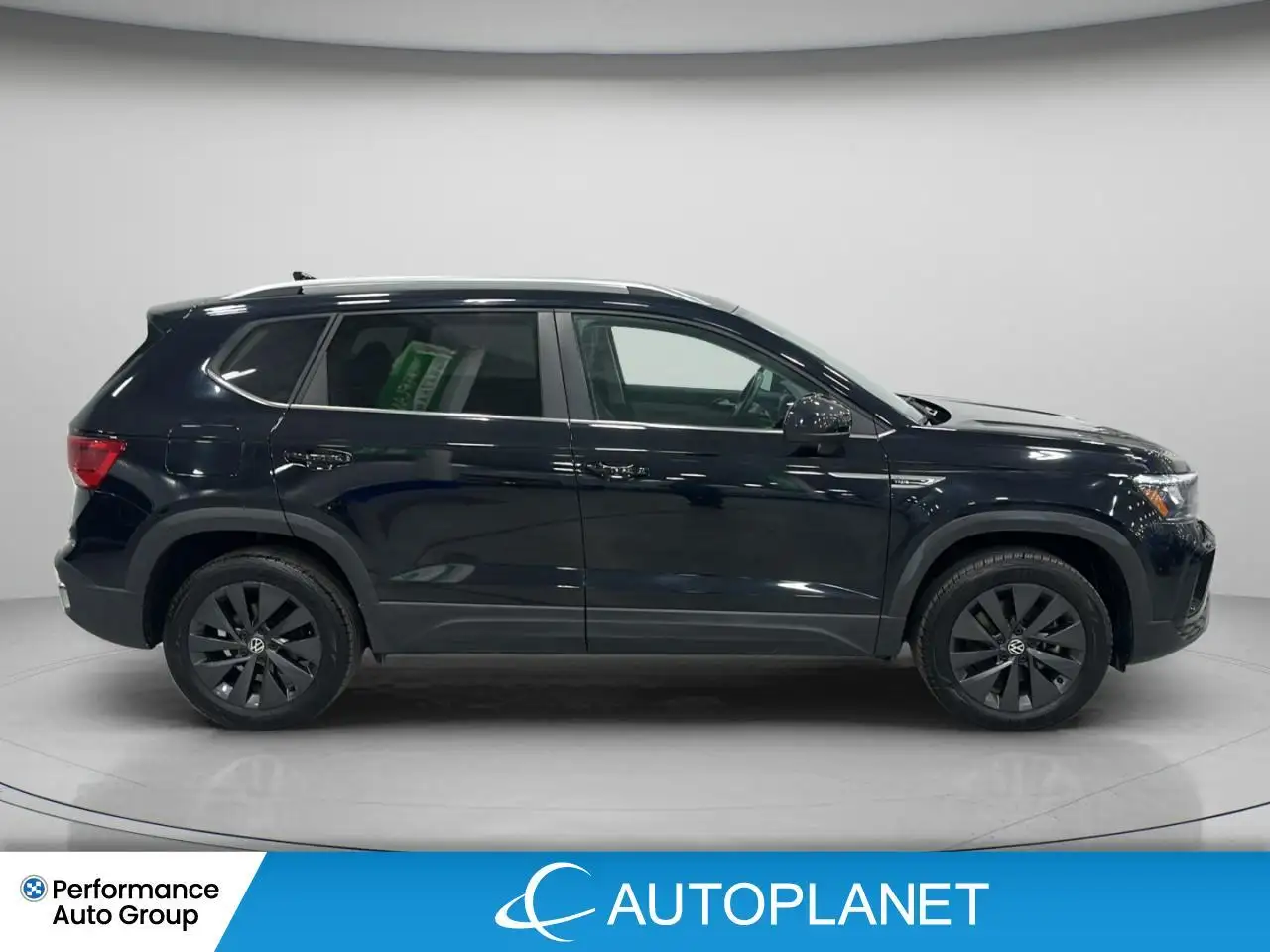 Volkswagen Taos снимка Volkswagen Taos