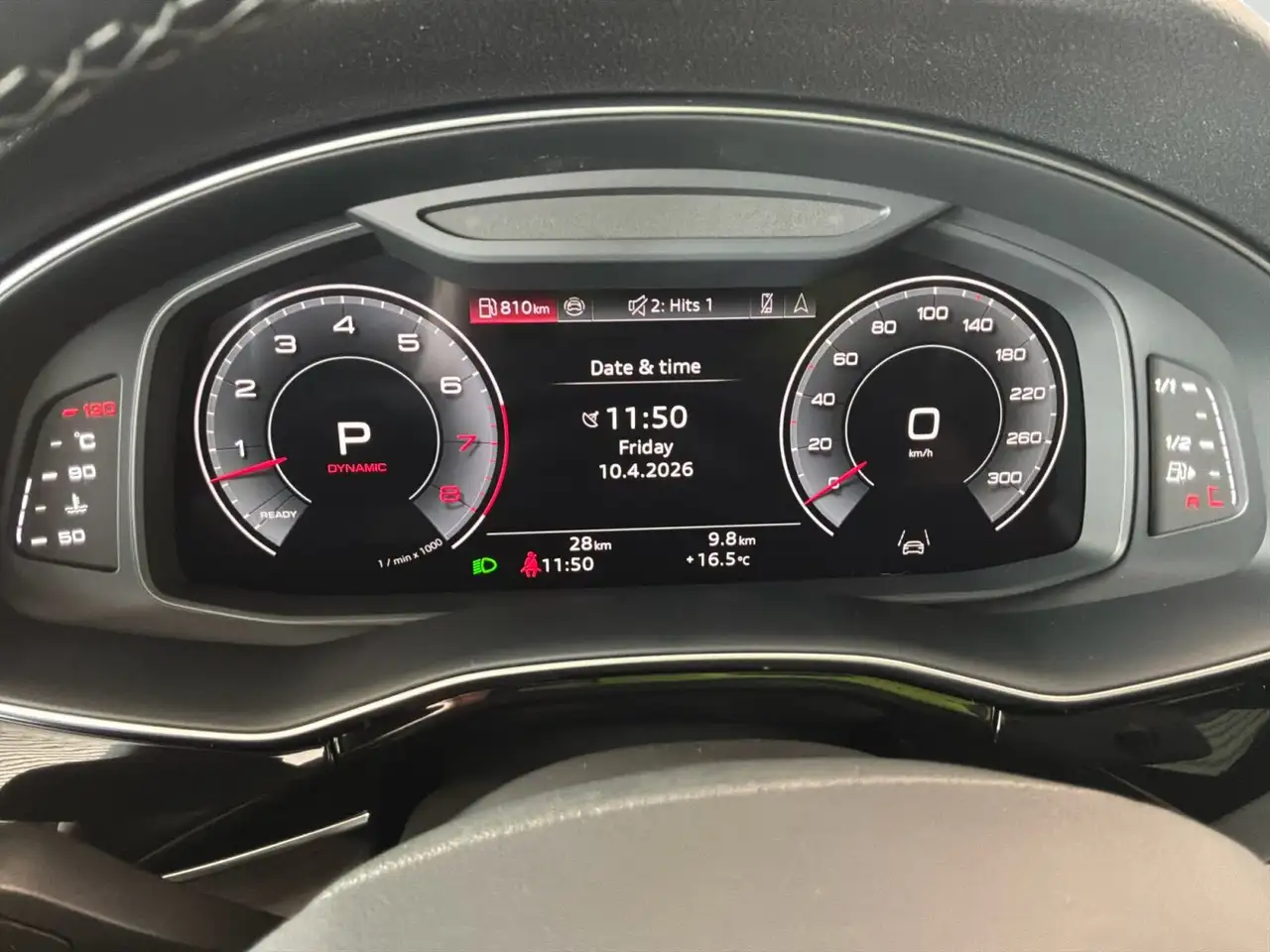 Audi Q8 снимка Audi Q8