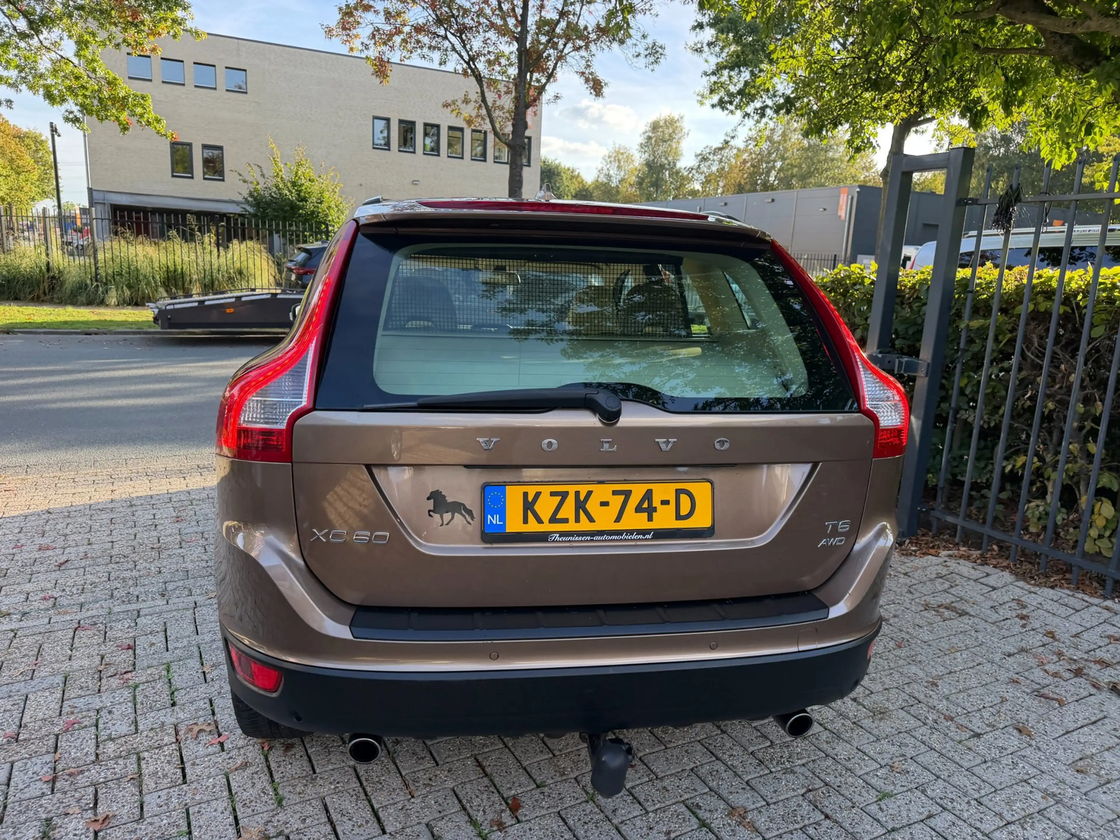 Volvo XC60 3.0 T6 Momentum nwe apk, 2e eigenaar, dealer onder — photo 14