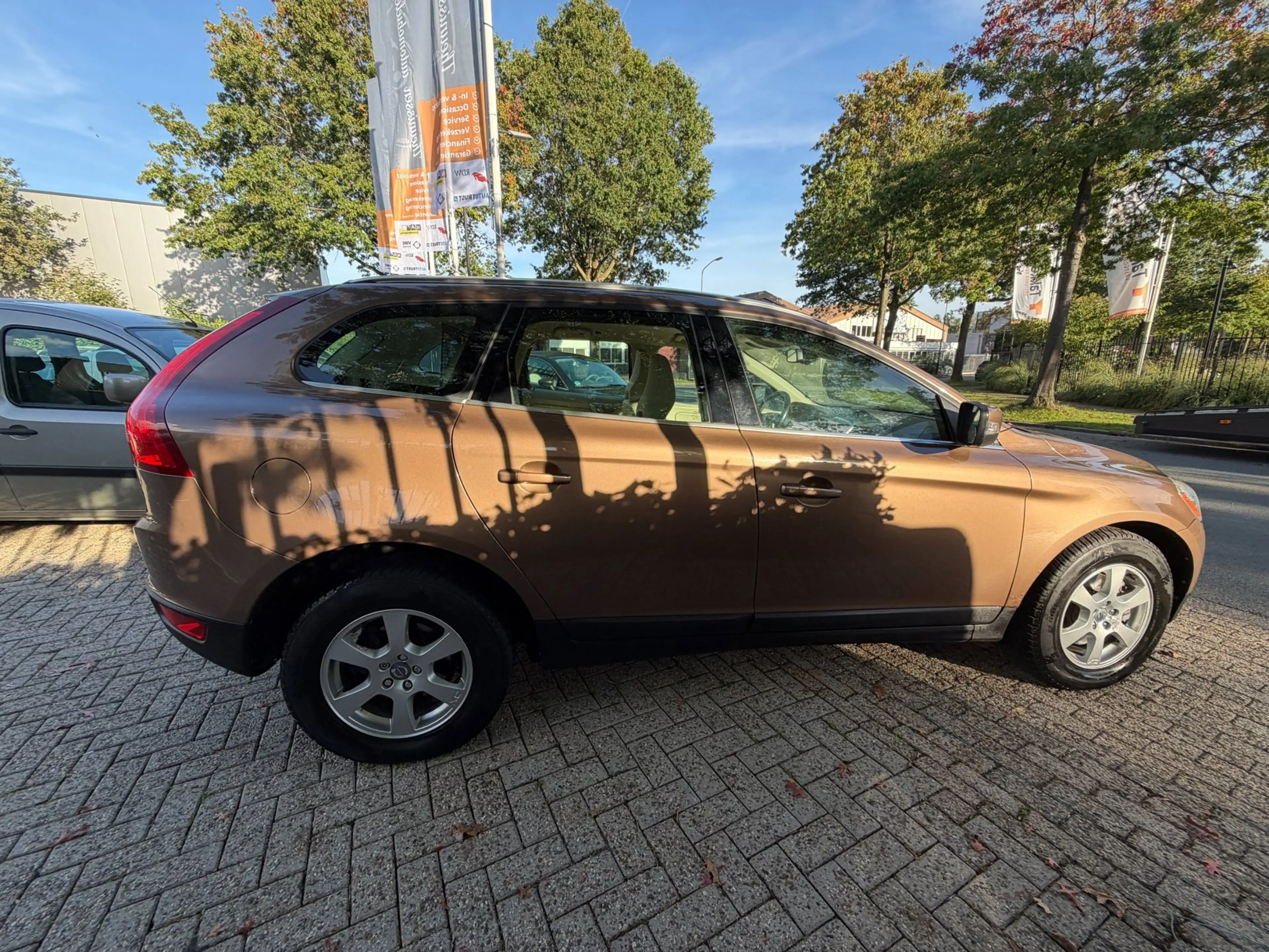 Volvo XC60 3.0 T6 Momentum nwe apk, 2e eigenaar, dealer onder — photo 20