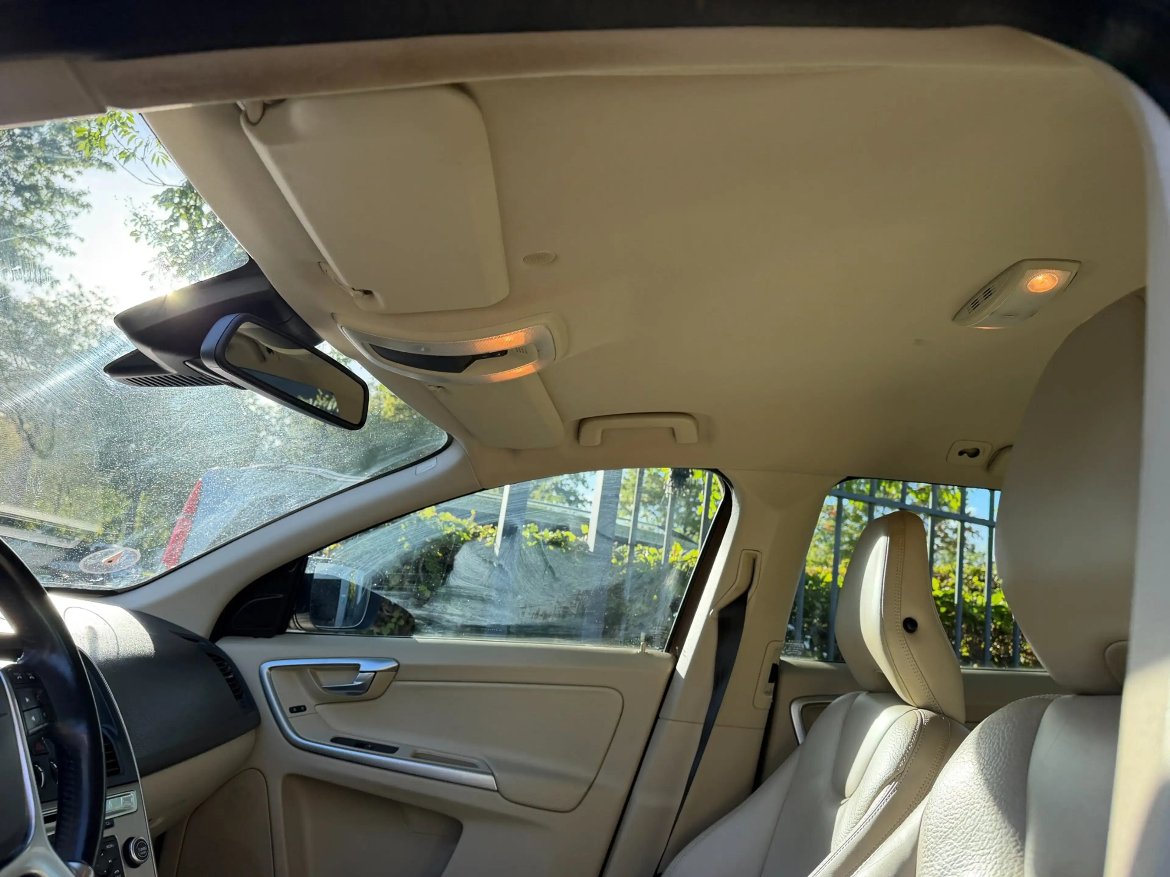 Volvo XC60 3.0 T6 Momentum nwe apk, 2e eigenaar, dealer onder — photo 32