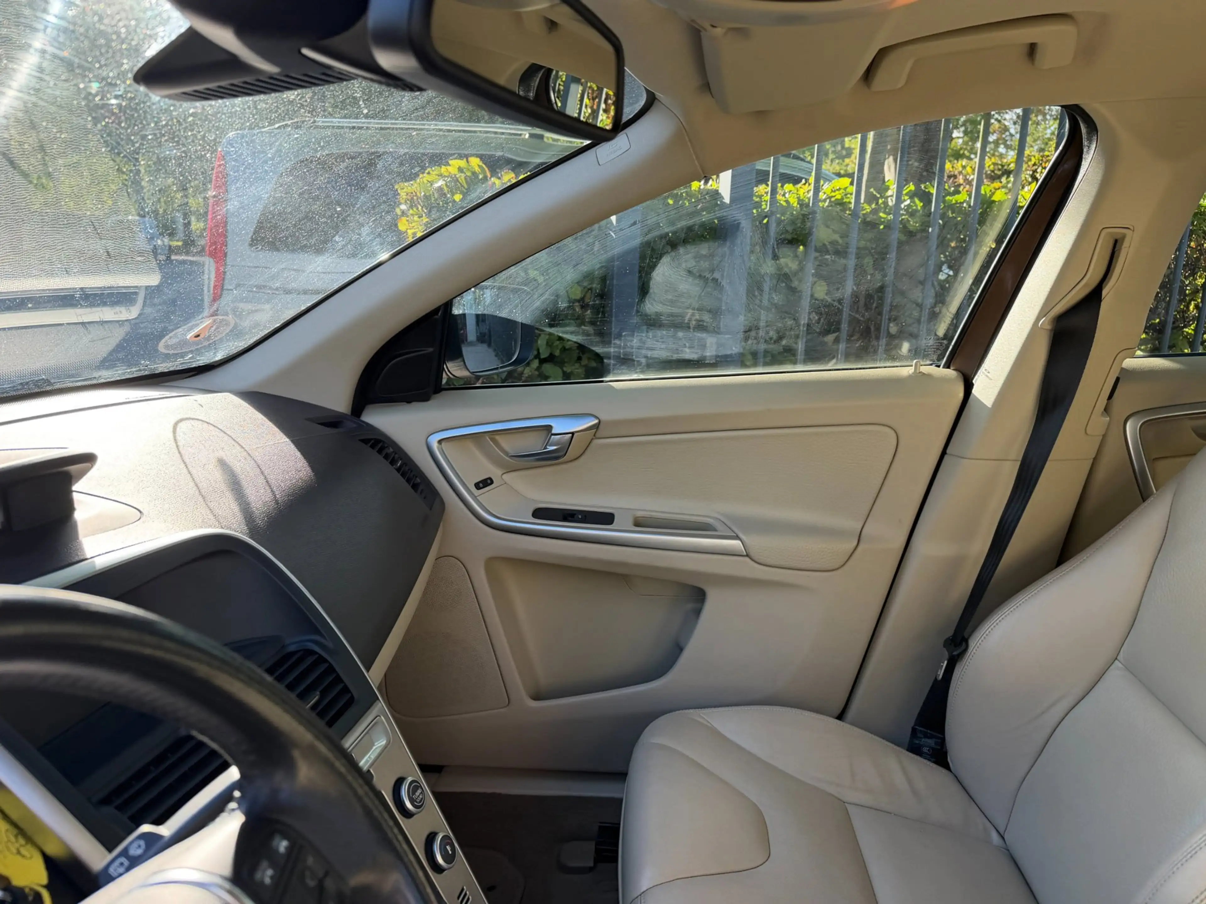 Volvo XC60 3.0 T6 Momentum nwe apk, 2e eigenaar, dealer onder — photo 27