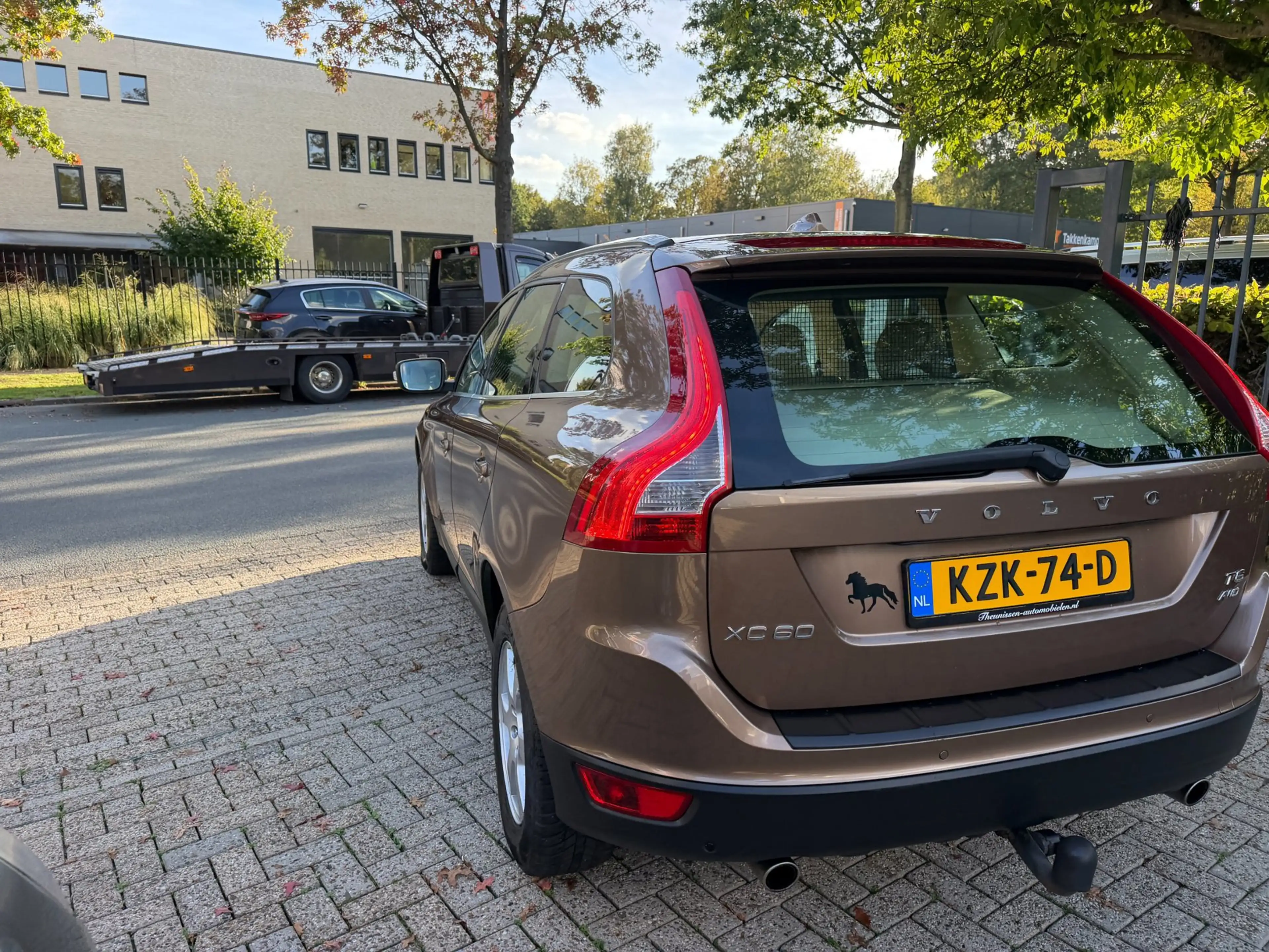 Volvo XC60 3.0 T6 Momentum nwe apk, 2e eigenaar, dealer onder — photo 13