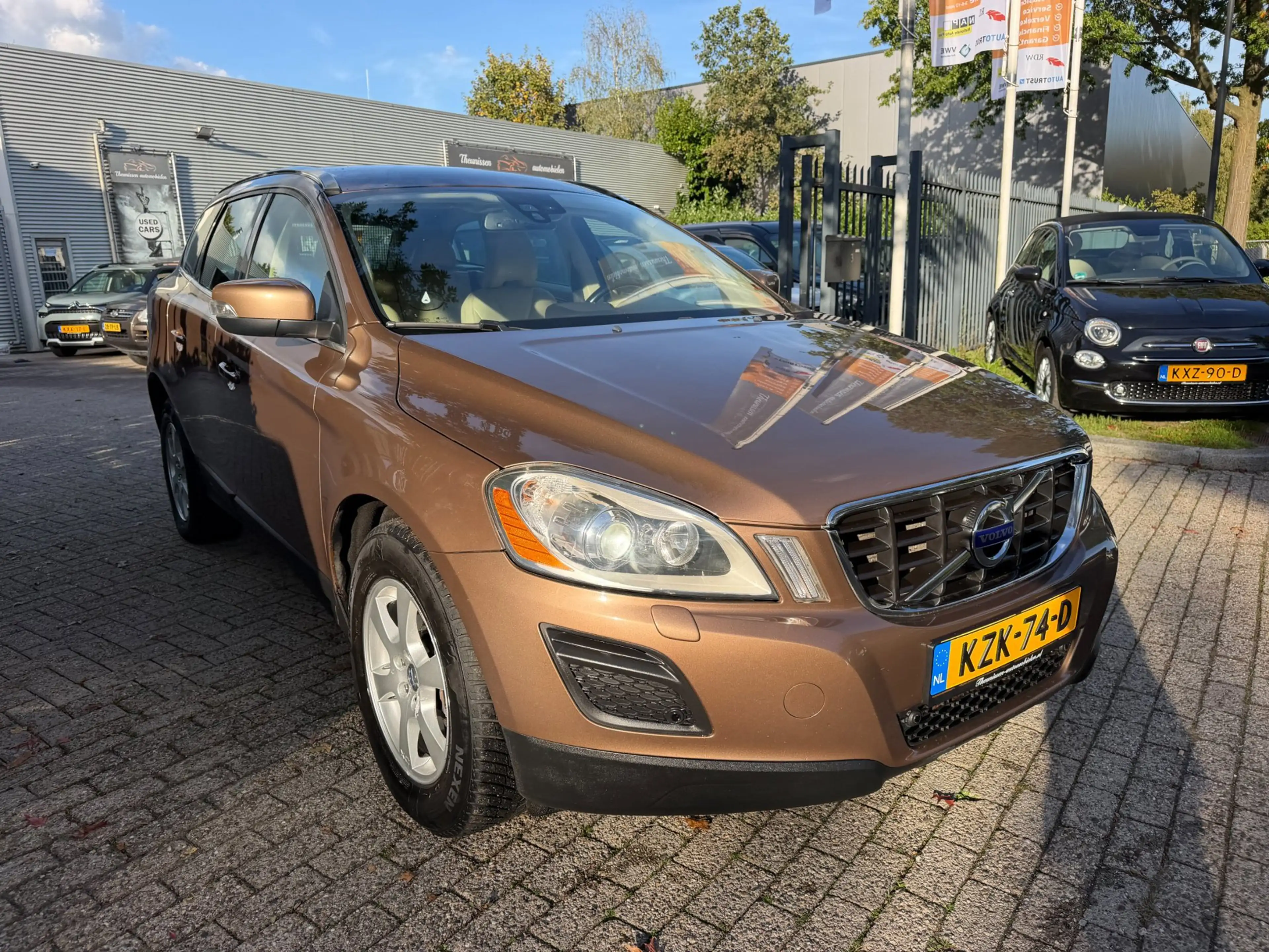 Volvo XC60 3.0 T6 Momentum nwe apk, 2e eigenaar, dealer onder — photo 2