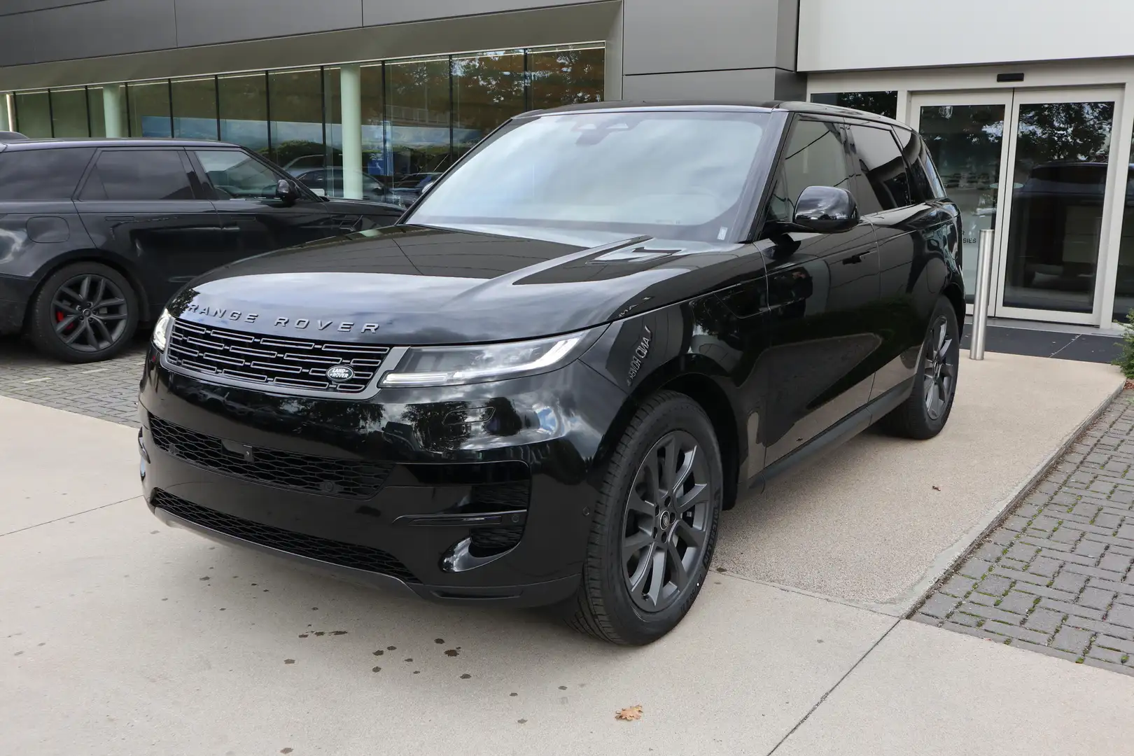 Land Rover Range Rover Sport P460e S AWD Auto. 25MY Noir - 1
