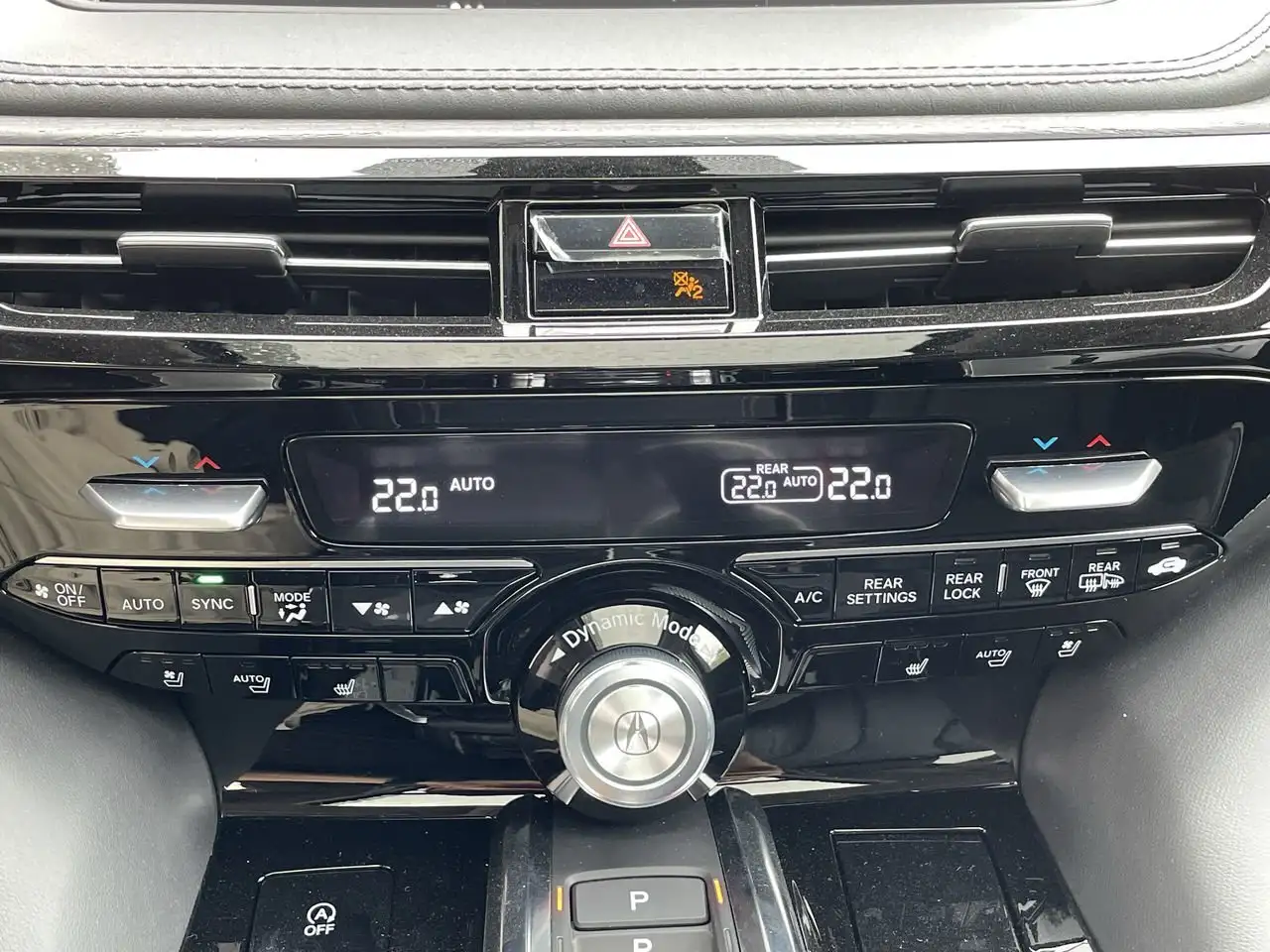 Acura MDX photo Acura MDX