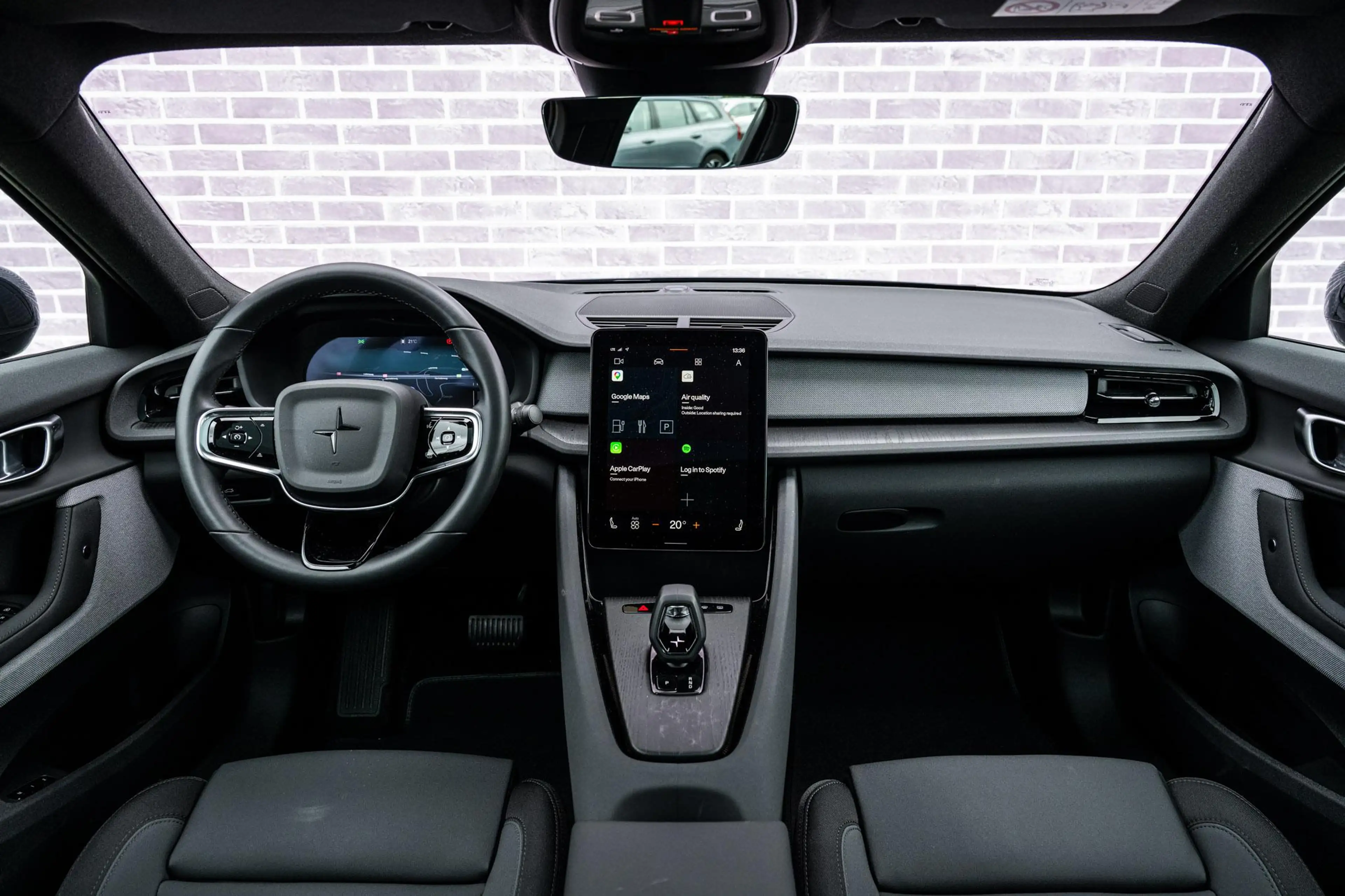 Polestar 2 Long Range Single Motor Plus 82 kWh — photo 5