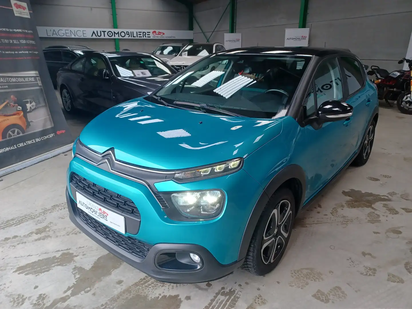 Citroen C3 1.2i !! Shine,Led, Gps,Caméra,Multimédia !! Bleu - 1