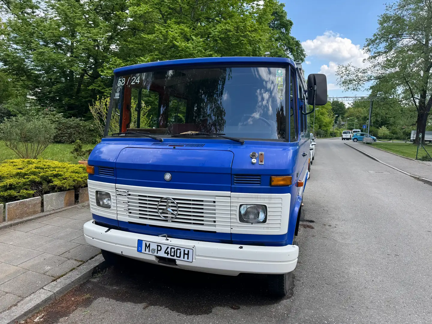 Mercedes-Benz T2 Blauw - 2