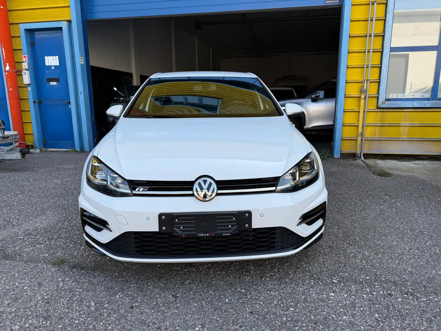 Volkswagen Golf Golf VII 2017 5p 5p 1.6 tdi R-LINE 115cv Wit - 2