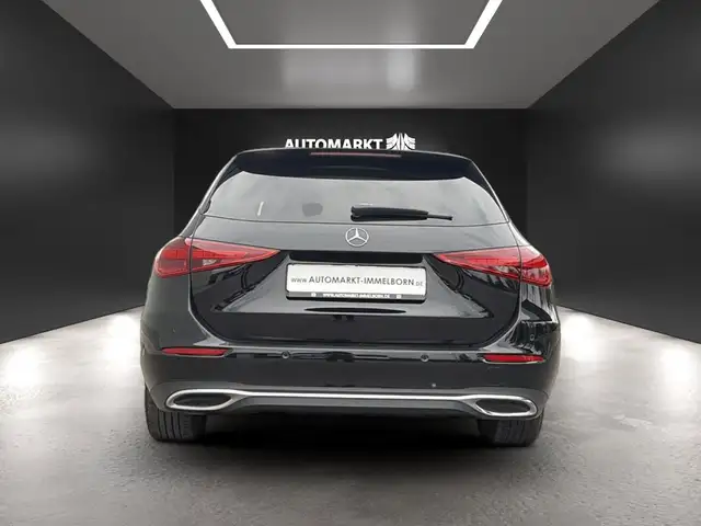 Mercedes-Benz C-Class view 10