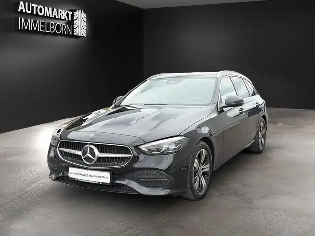 Mercedes-Benz C-Class view 3